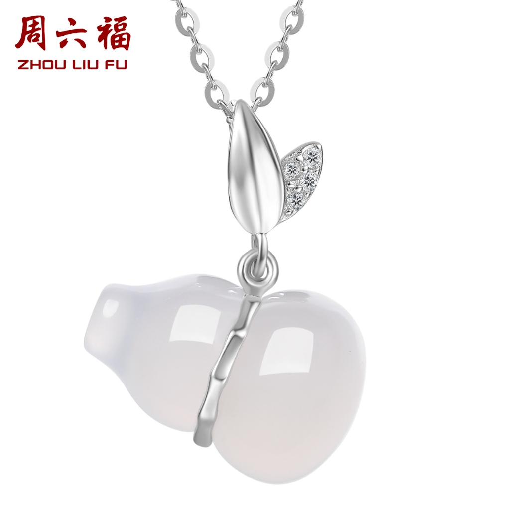 ZHOU LIU FU 周六福 White Chalcedony Pendant Necklaces 925 Sterling Silver for Women J0612306