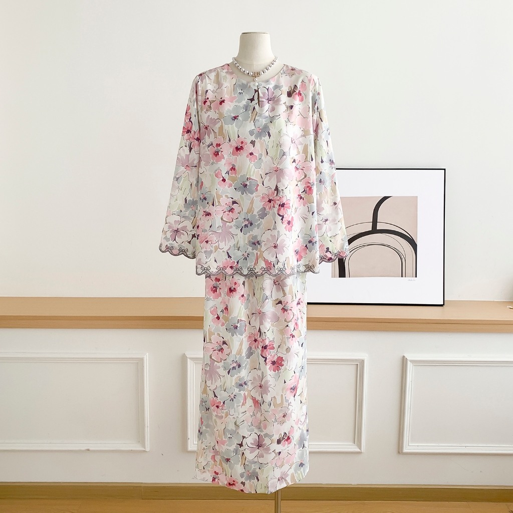 Baju Kurung Moden Muslimah Floral Lace | Elegant Raya Kebaya