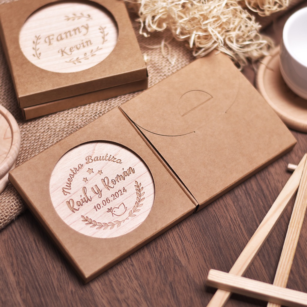 1PCS Free Personalized Solid Walnut Wood Coaster Laser Engraving Logo Round Square Beech Wooden Cup Mat With Packaging For Gift
