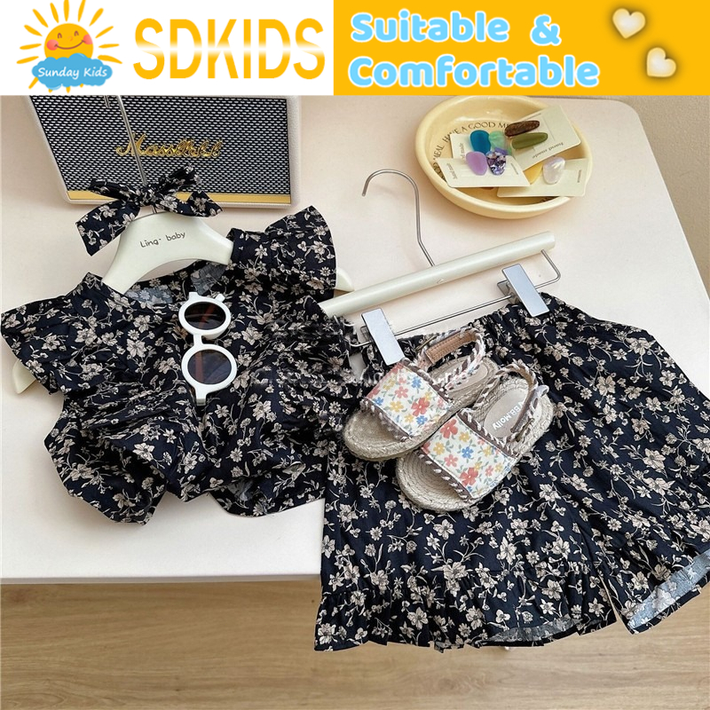 Girls' Set Summer Fragmented Flower New Little Girl Flying Sleeve Doll Shirt Baby Shorts Two Piece Set