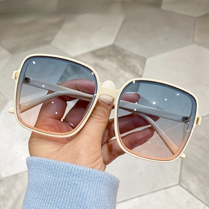 Vintage Square Sunglasses for Women - Stylish and Protective Eyewear