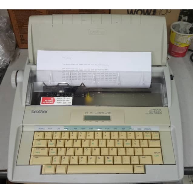 BROTHER GX8250 ELECTRONIC TYPEWRITER / TYPEWRITER MACHINE / TYPEWRITER