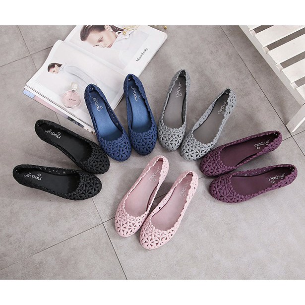 ladies jelly shoes