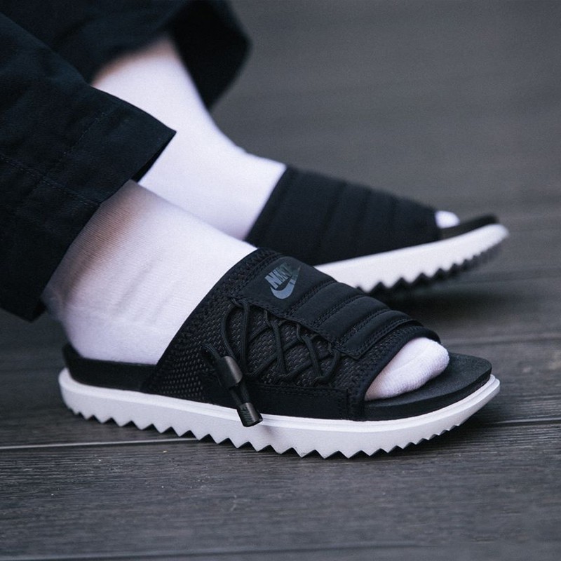 nike asuna mens