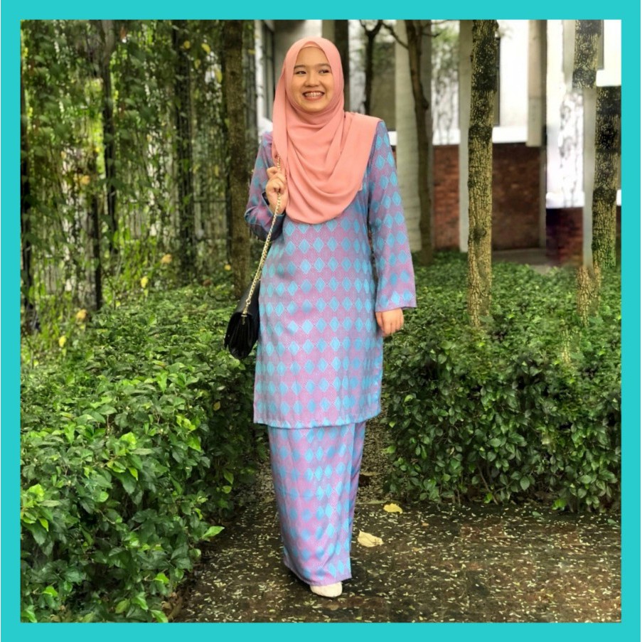  BAJU  KURUNG  MODEN MINI  MALAYSIA  MUSLIMAH CORAK SONGKET 