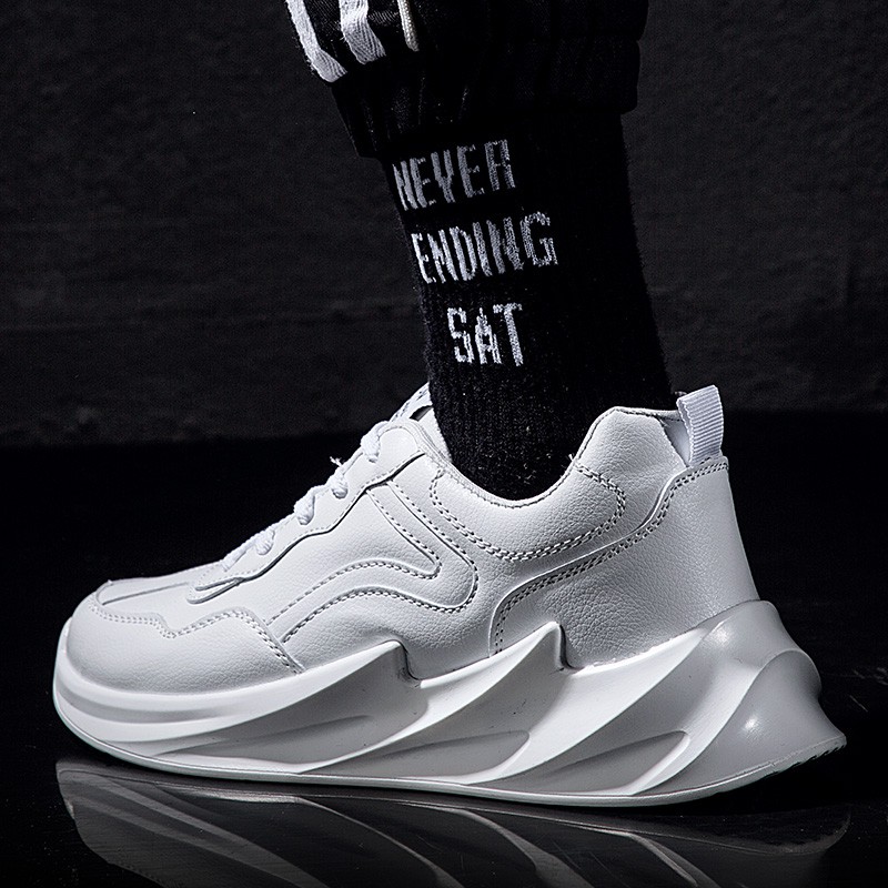 tenis adidas shark