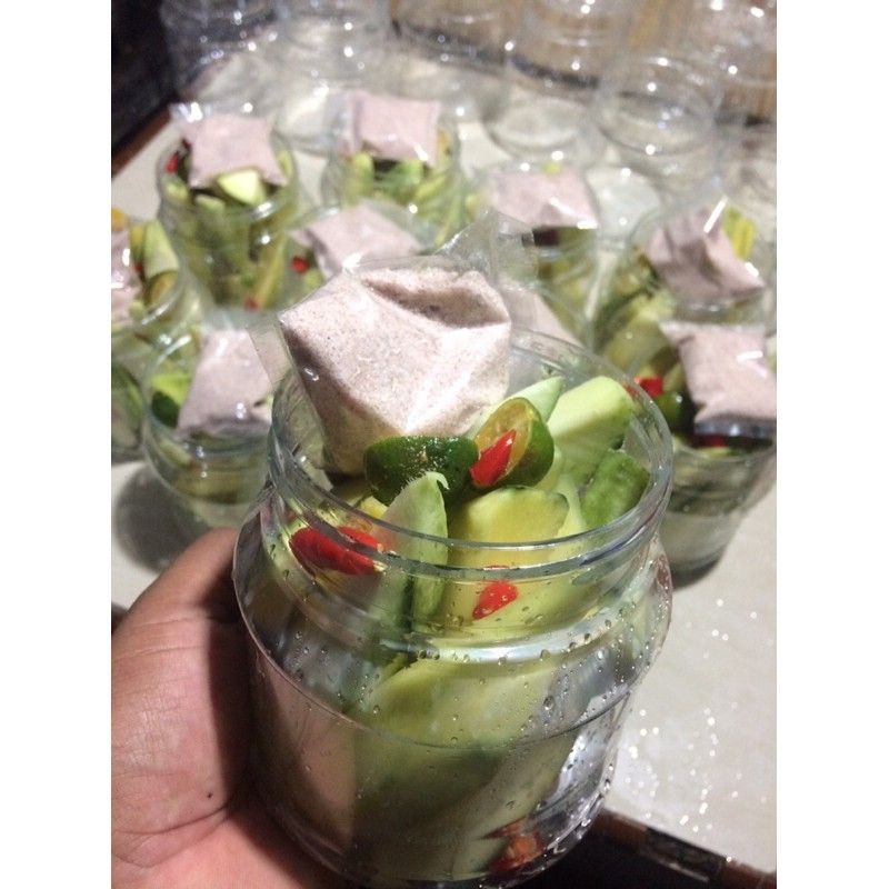 Buah pelam Rapuh serbuk asam