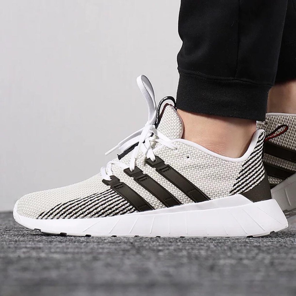 adidas questar flow men's sneakers