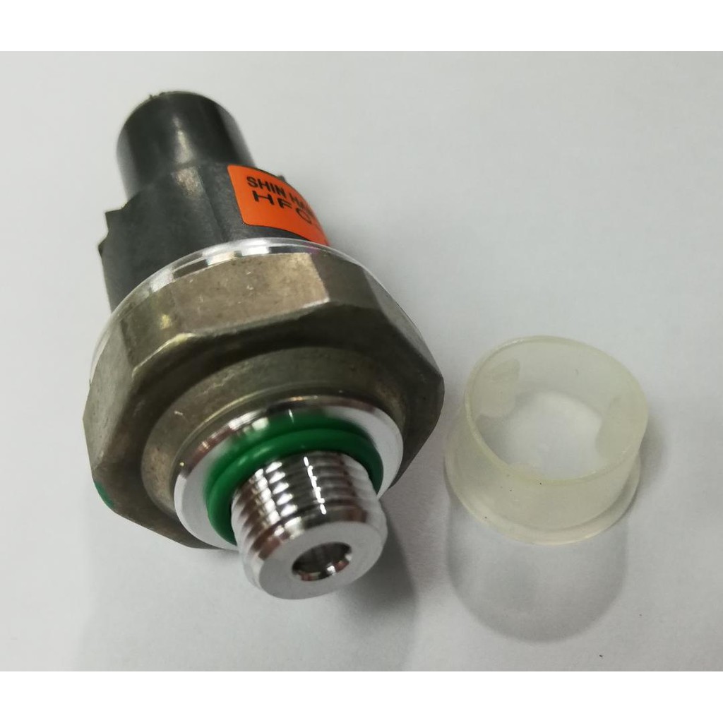 PRESSURE SWITCHTOYOTA AE101R134A (OFF, ON, OFF)4 PIN(BIG) (RSW1301