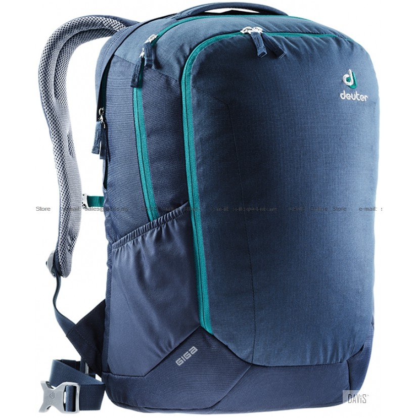 deuter giga daypack