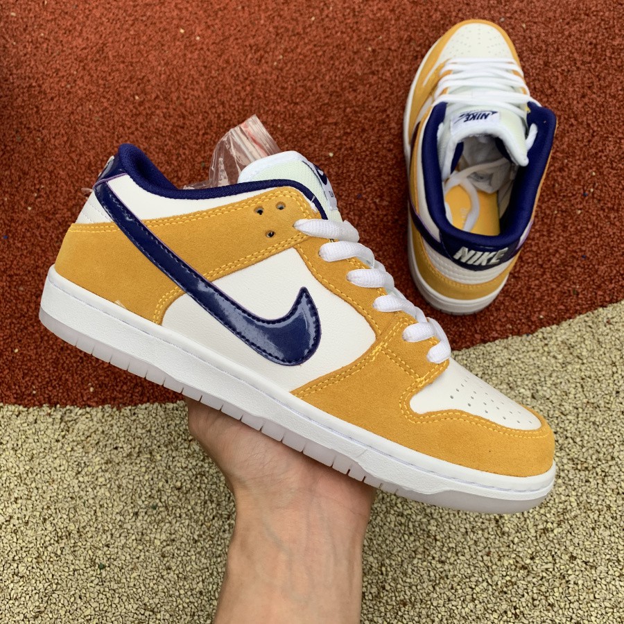 dunk low lakers