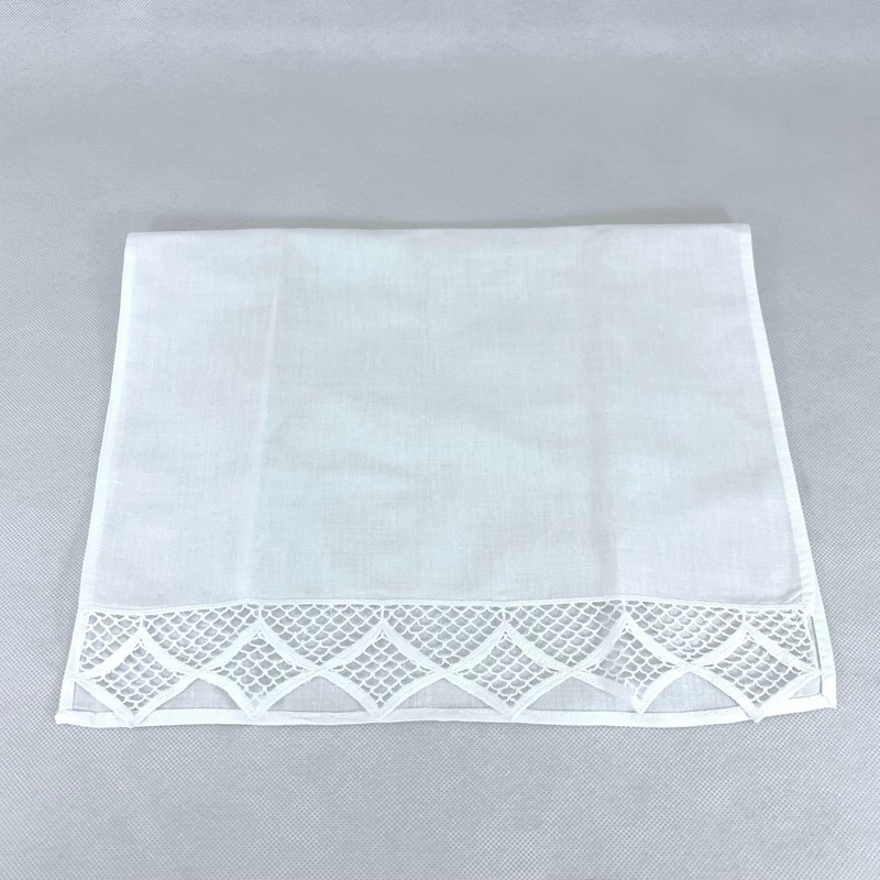 linen handkerchiefs to crochet