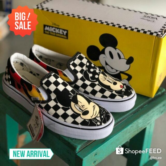 vans slip on mickey