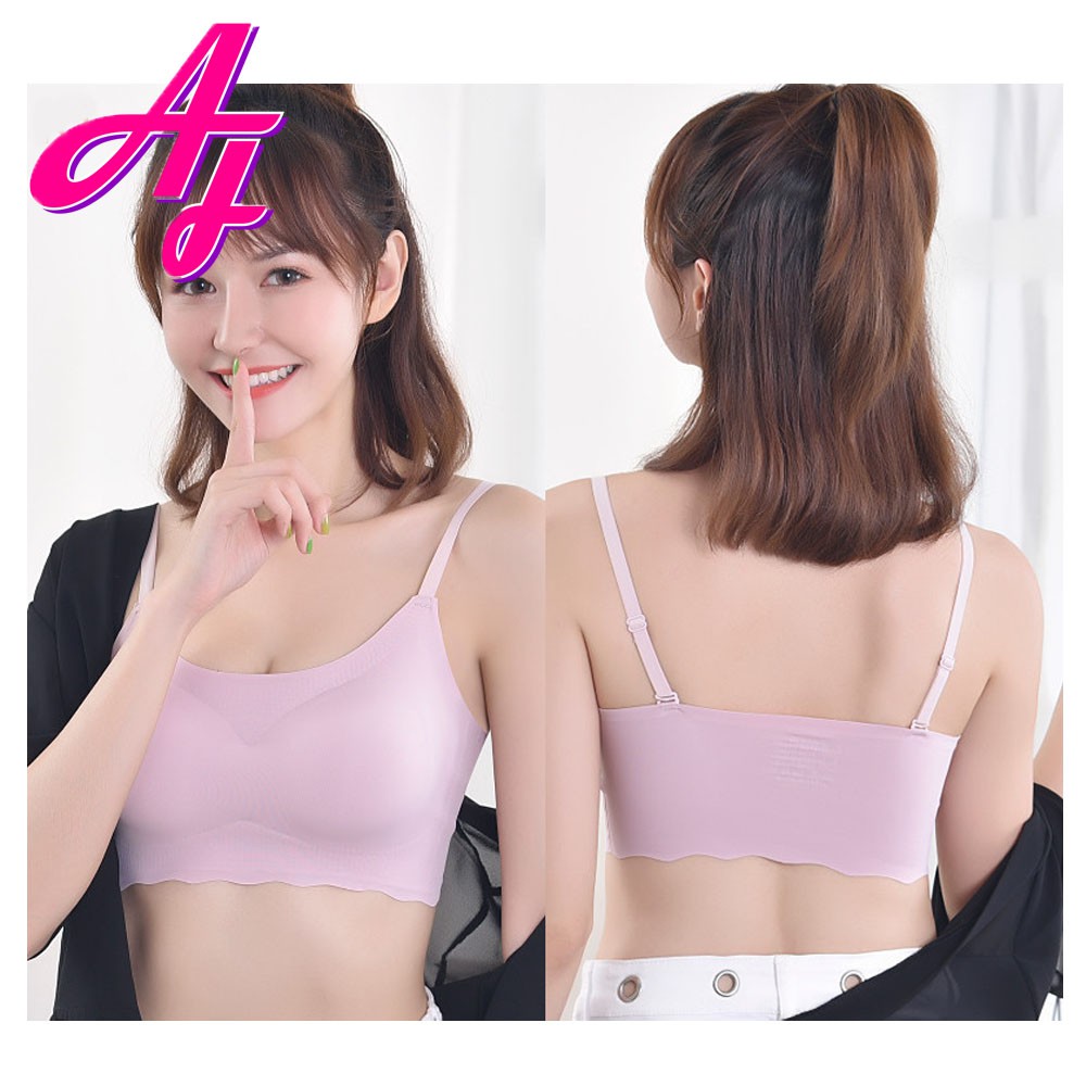 sports bra with adjustable straps