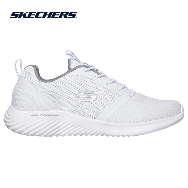 52504 skechers