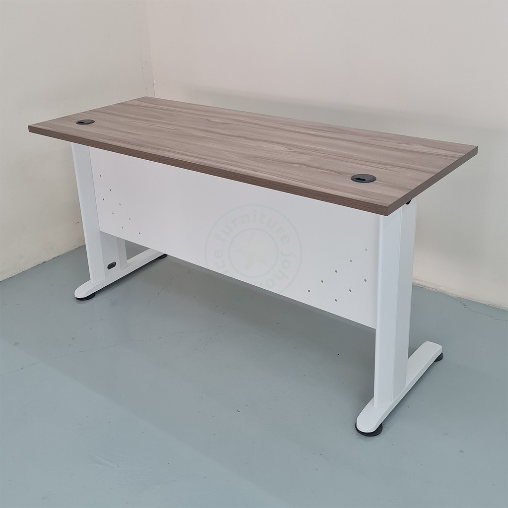 Rectangular Office Table / Writing Table / Executive Table / Computer