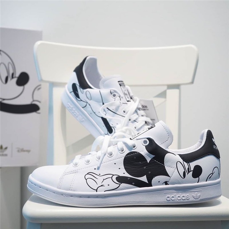 stan smith disney mickey mouse