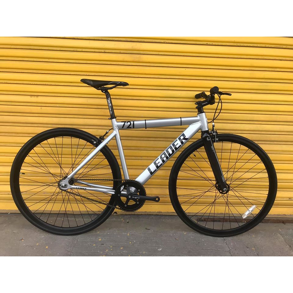 leader road bike