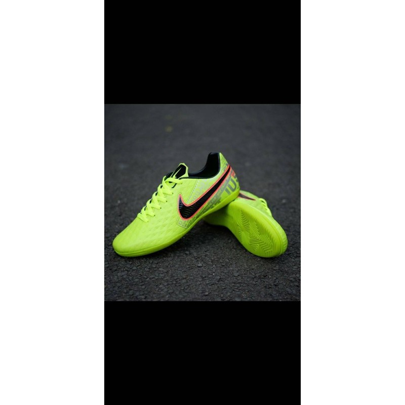 nike hypervenom futsal shoes