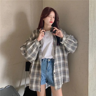 Plaid shirt women 2022 new Korean style design sense niche Plaid shirt women 2022 new Korean style design sense niche