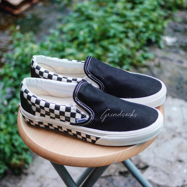 vans slip on checkerboard sidewall