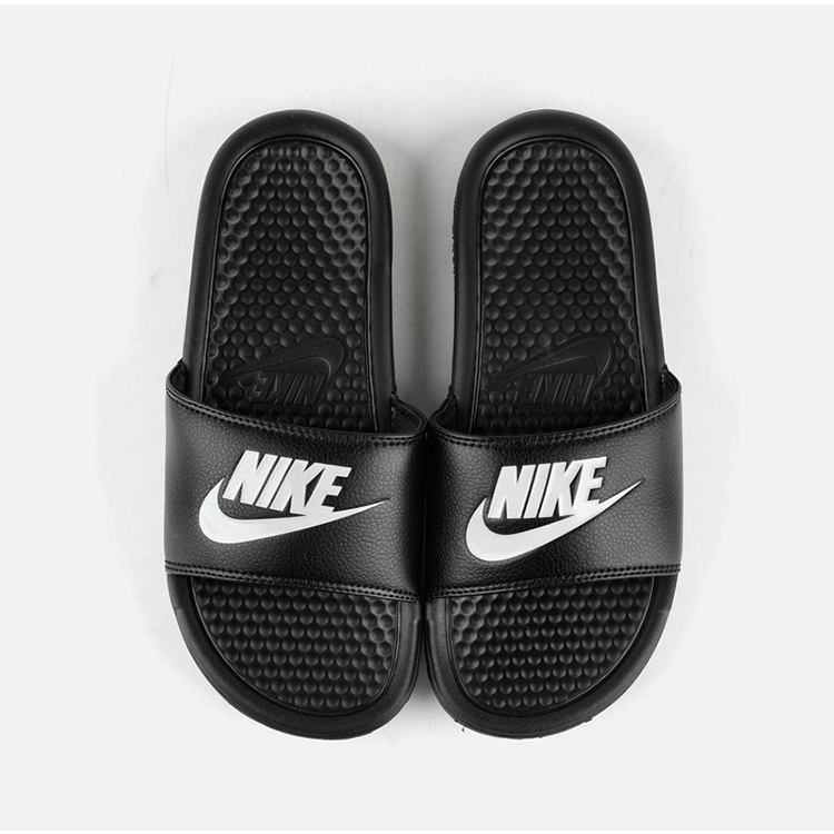all black nike flip flops