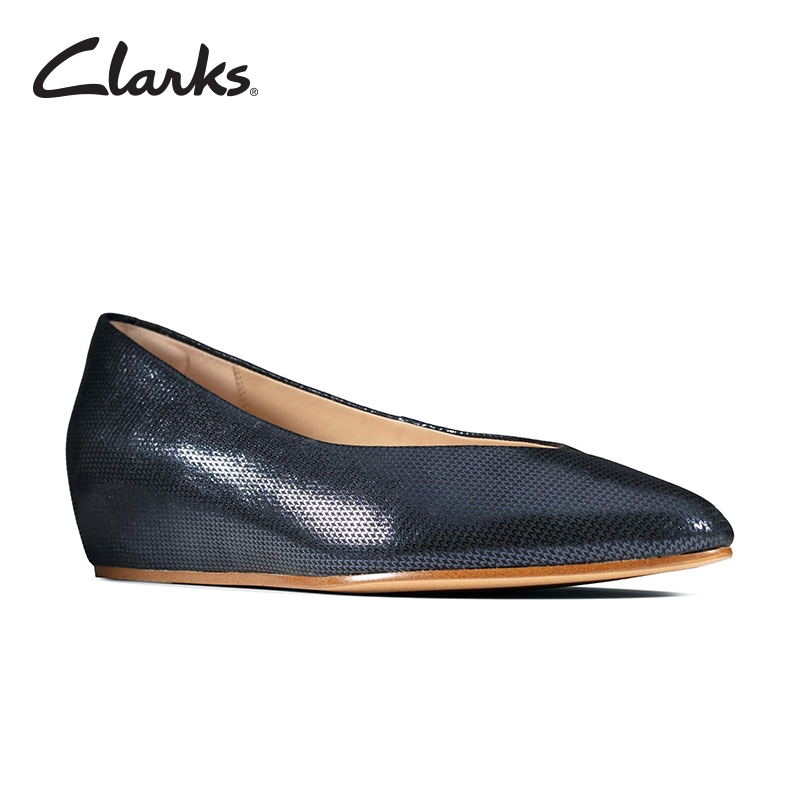 clarks navy flats