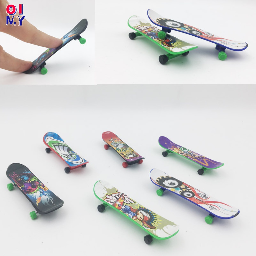 Mini Finger Skateboard Fingerboard Plastic Finger Scooter Skate