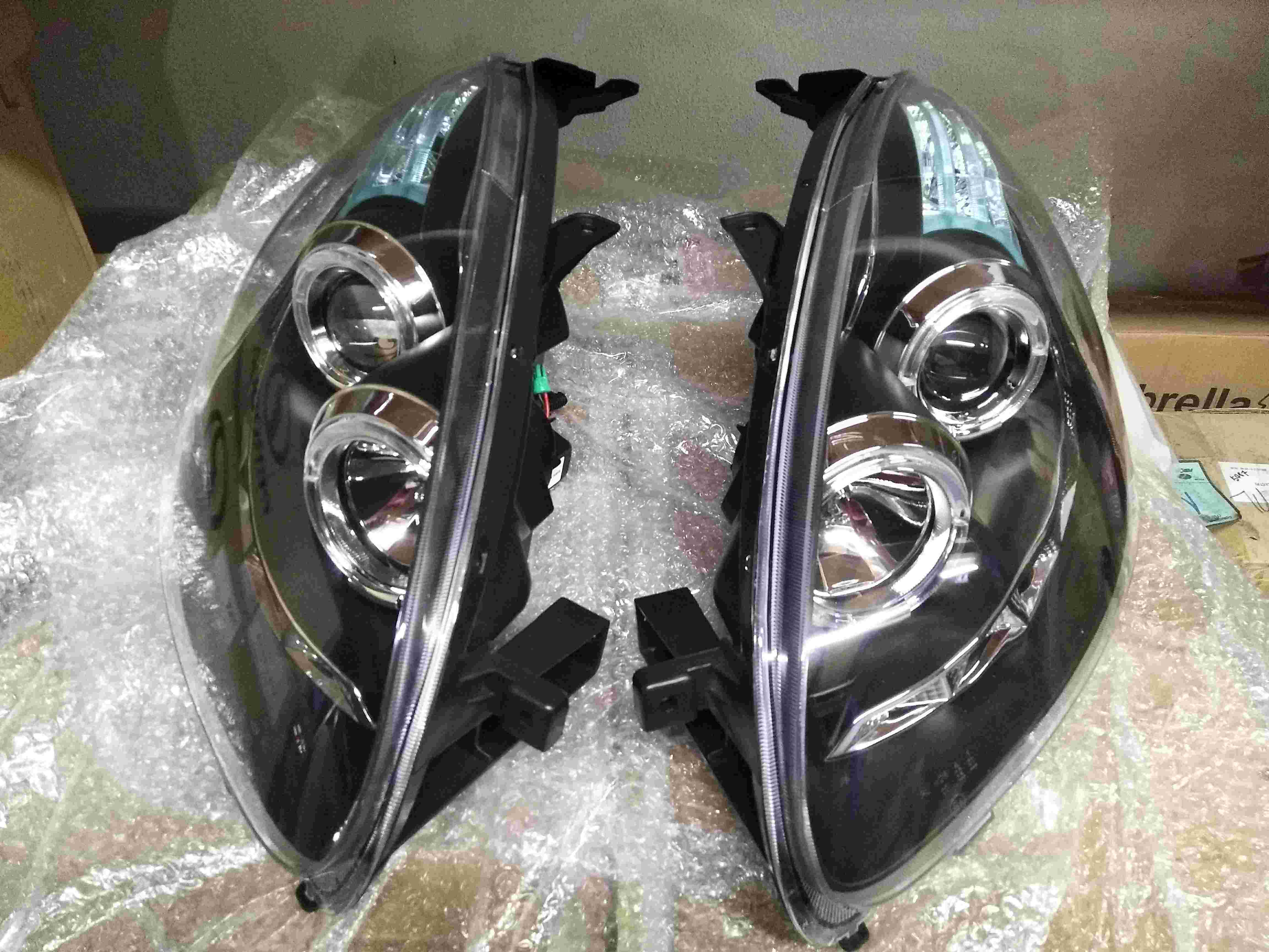 Eagle Eyes Perodua Myvi Projector Head Lamp Starline Led For 05 11 Shopee Malaysia