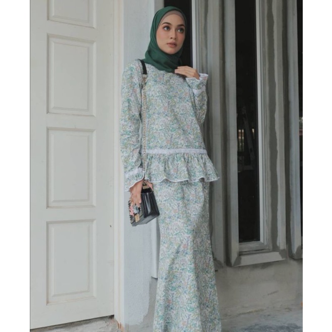 PRELOVED BAJU KURUNG RUFFLES CANTIK HIJAU | Shopee Malaysia