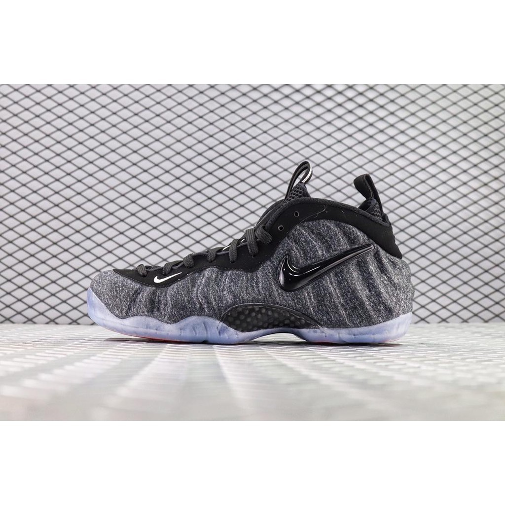 nike air foamposite pro tech fleece