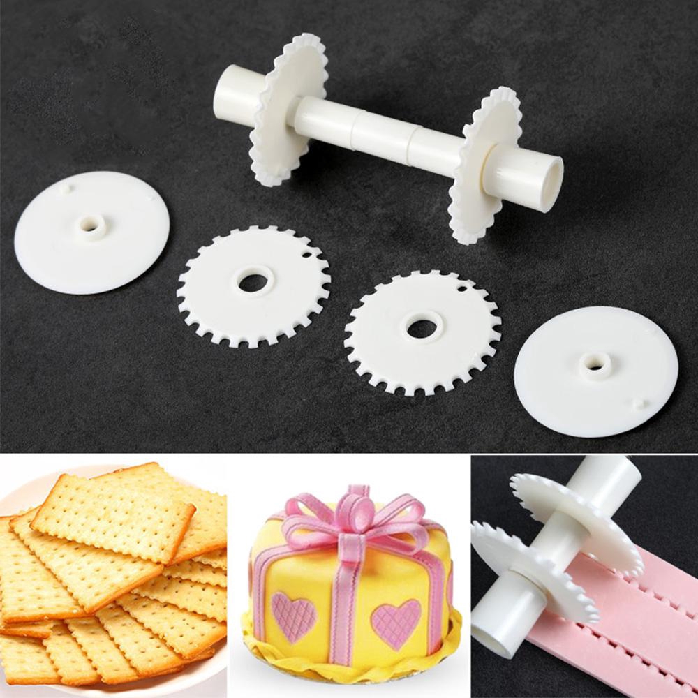 Sugar Craft Ribbon Cutter Set Cutting Lace Roller Cake Decorating