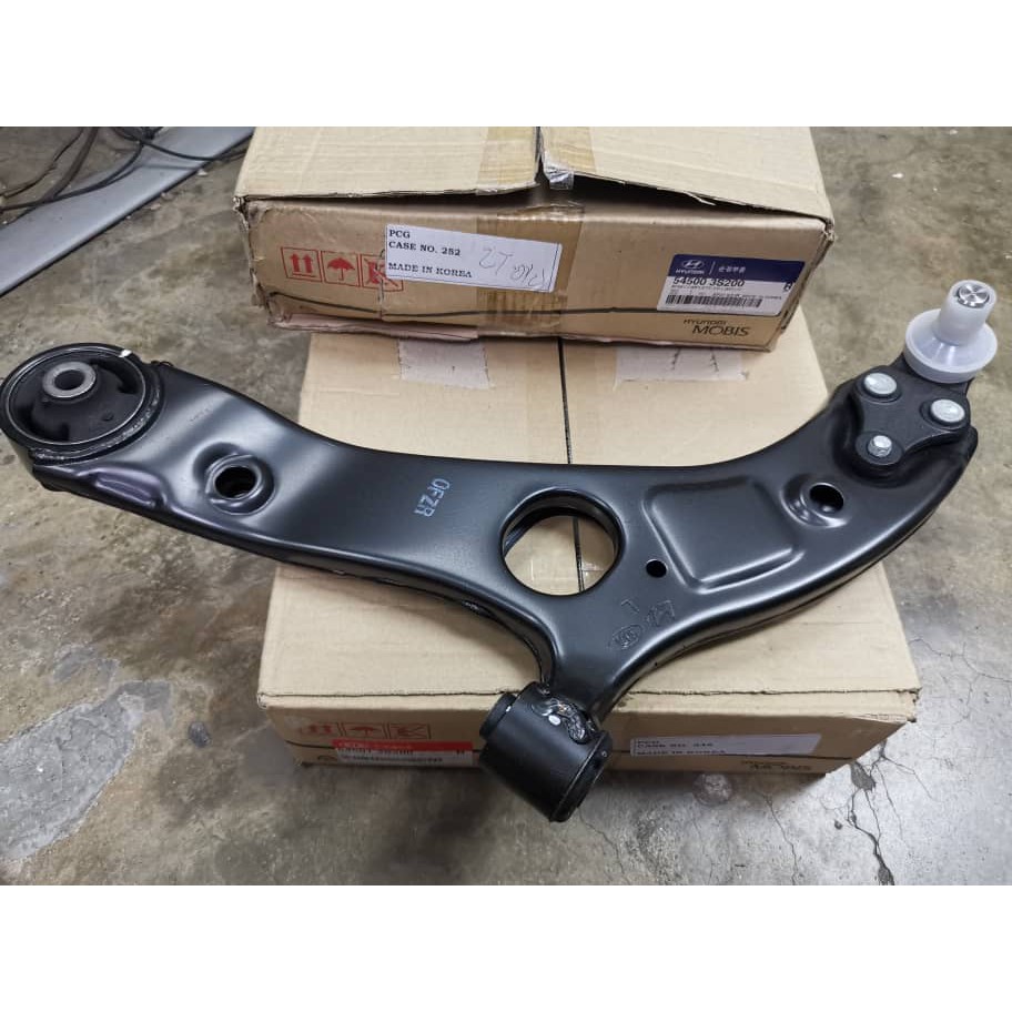 front-lower-arm-with-ball-joint-left-right-genuine-parts-kia