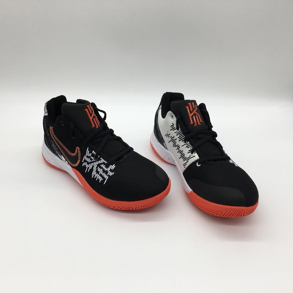 Nike Mens Kyrie 5 Basketball Shoe Rainbow Soles 9.5