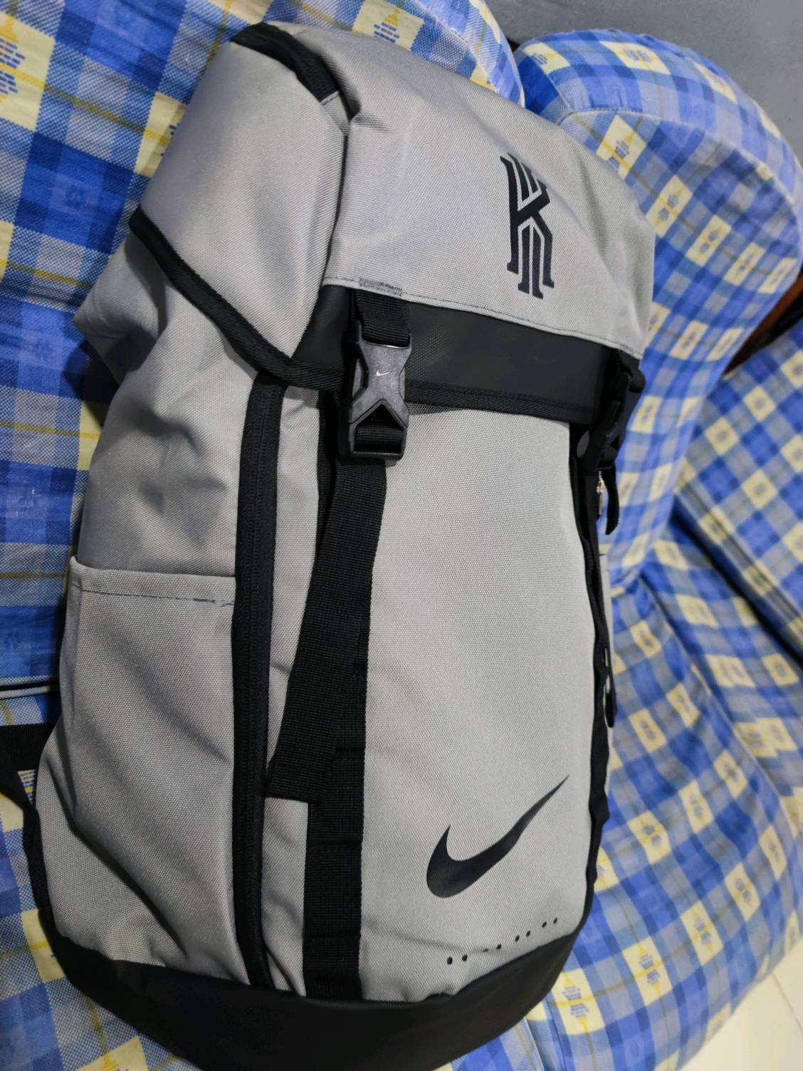 nike kyrie backpack white