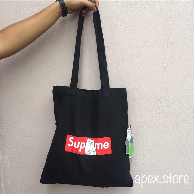 harga beg supreme