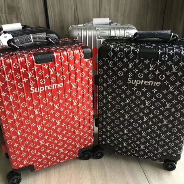 lv supreme suitcase