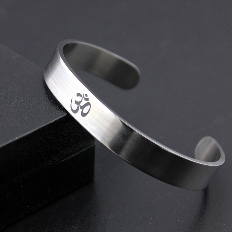 Silver Tone Stainless Steel AUM OM Ohm Bangle Hindu Buddhist Hinduism Yoga India Men Women Cuff Bangle Stretch Bracelets