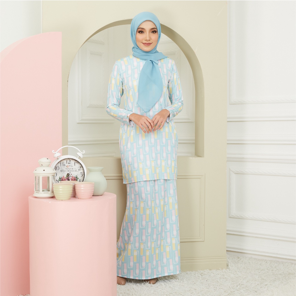 KURUNG MODERN HAWA in BLUE ARCTIC