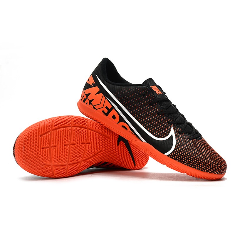 nike indoor training shoes
