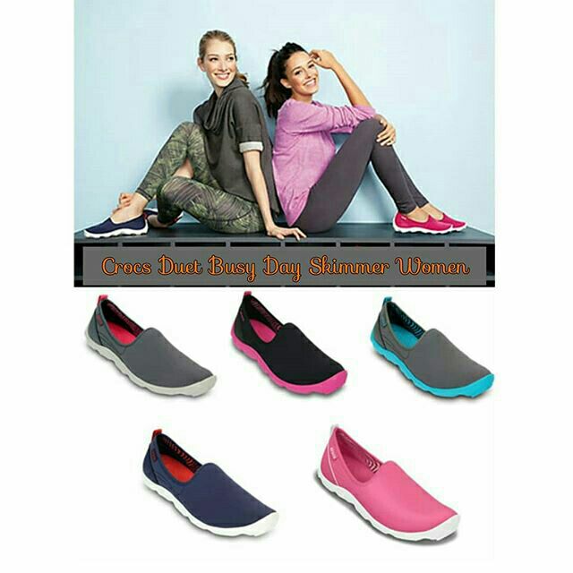 crocs busy day slip on