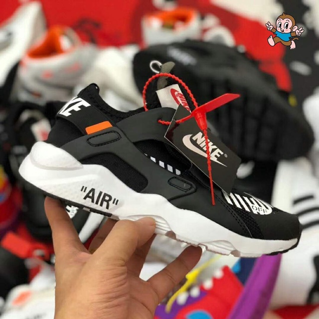 nike air huarache off white black