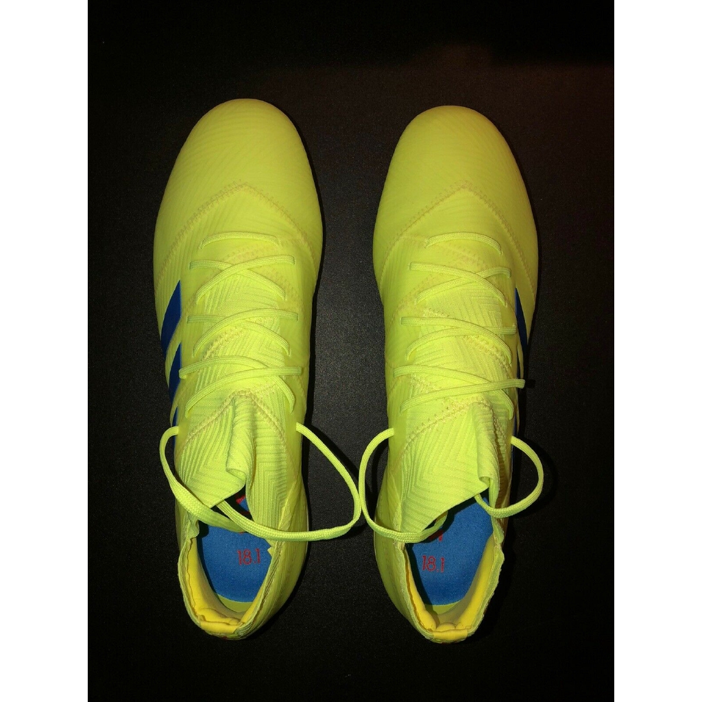 mens soccer cleats size 10