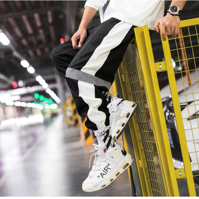 white joggers outfit men