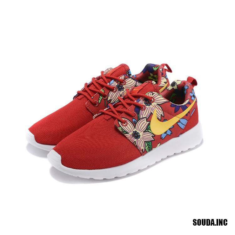 red nike shoes womens roshe