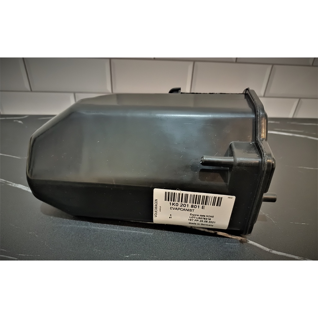 VOLKSWAGEN VW CHARCOAL CANISTER EVAPORATION CARBON CHARCOAL CANISTER
