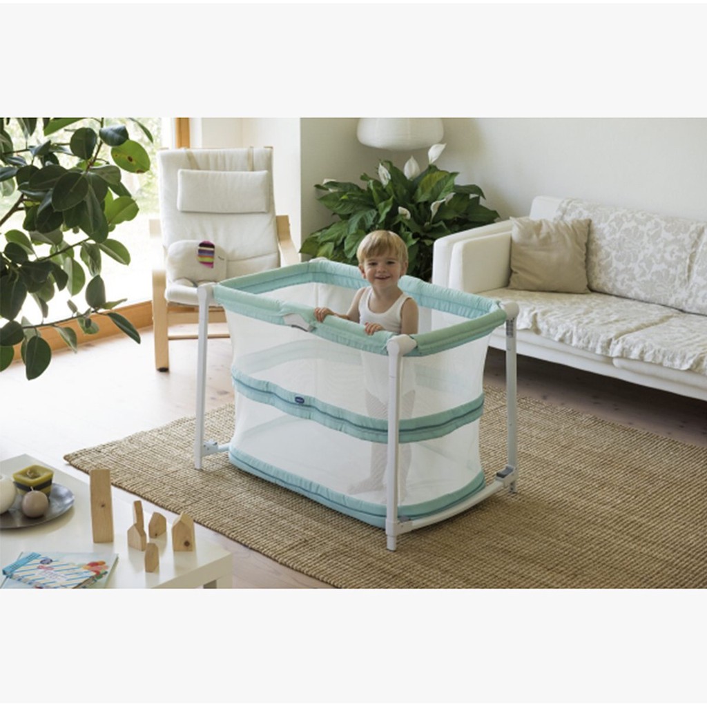 chicco zip and go travel cot