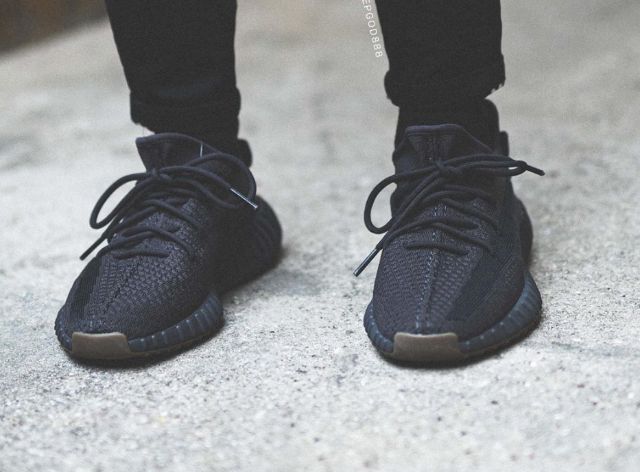 New Yeezy 350 Ready to Burn to a Yeezy Cinder AIO bot
