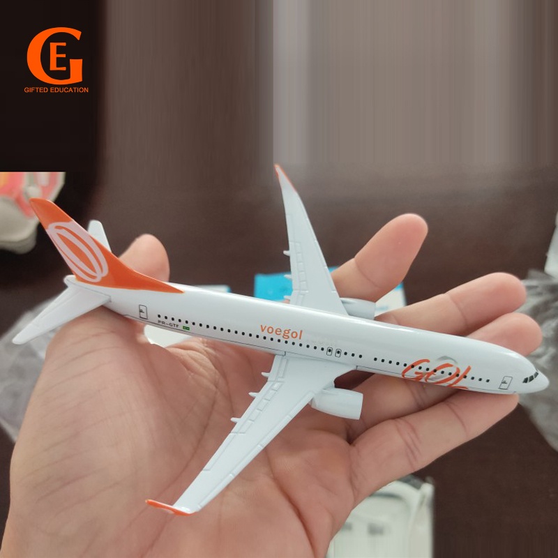 Brazil GOL Airlines Boeing Airbus Airplane Model Diecast A380 B737 Alloy Aircraft Toy with Base Aviation Collectible