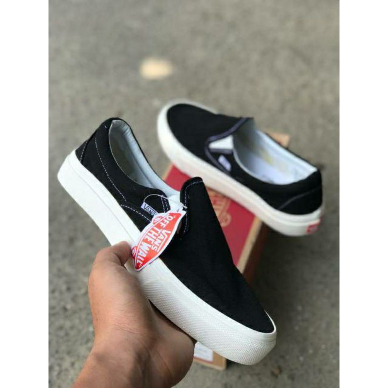 ultracush vans slip on